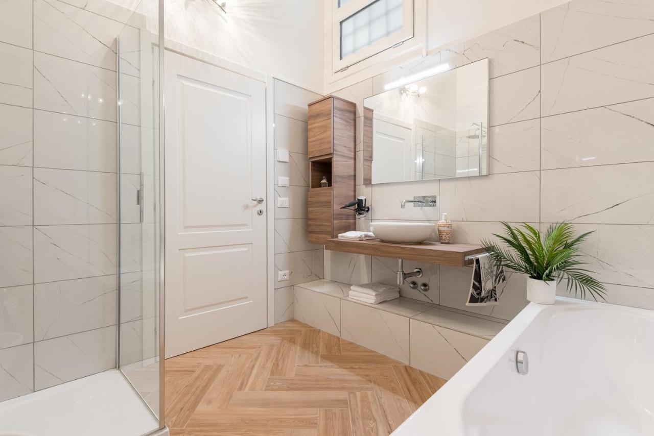 Classic Chic - Citta Alta Bergamo Buitenkant foto