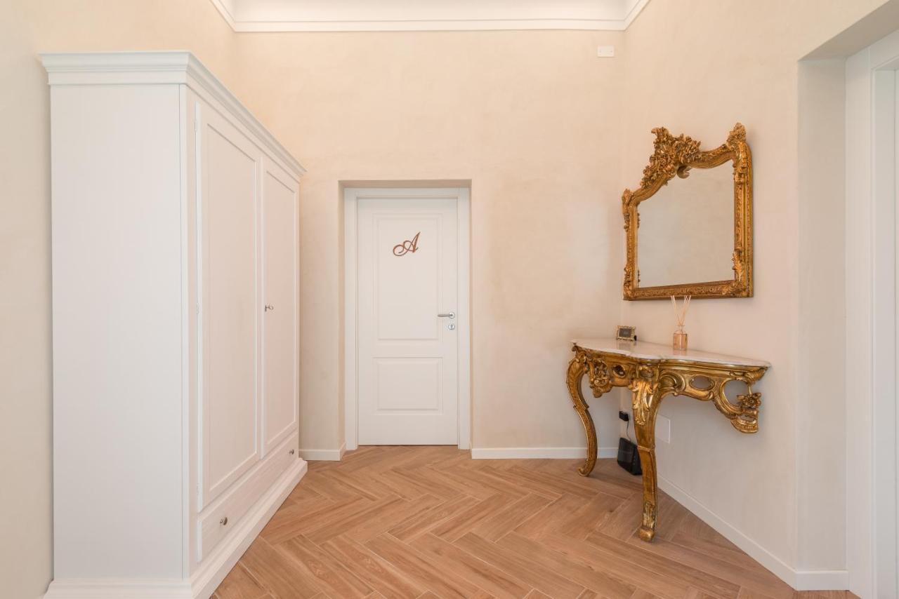 Classic Chic - Citta Alta Bergamo Buitenkant foto